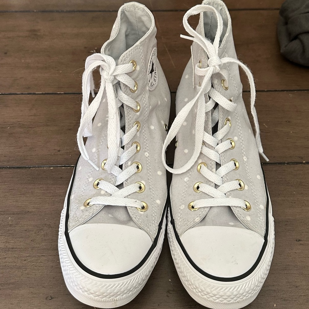 Converse Women's Light Gray Polka Dot High-Tops